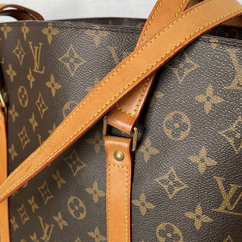 - Authentic Louis Vuitton BABYLONE Tote Shoulder Bag. - Picture 5 of 17